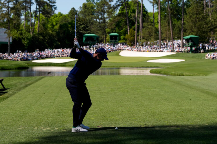 Rory McIlroy opens Masters title defense with 67